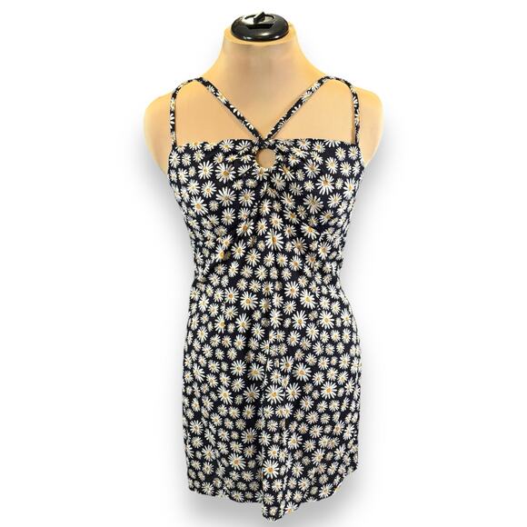 RSQ Strappy Daisy Print Mini Sundress Size XL Smocked Back Floral Fit & Flare - Picture 2 of 7